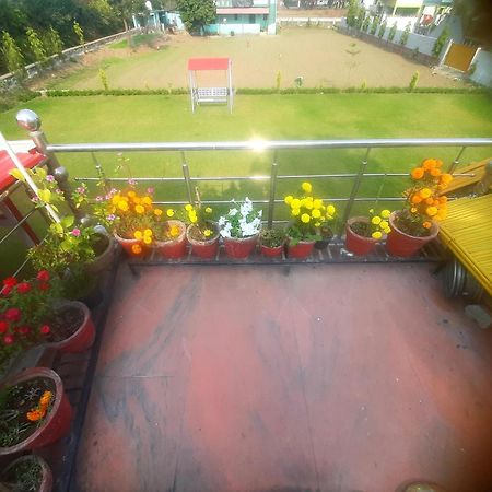 Nandini Homestay Dehradun Esterno foto