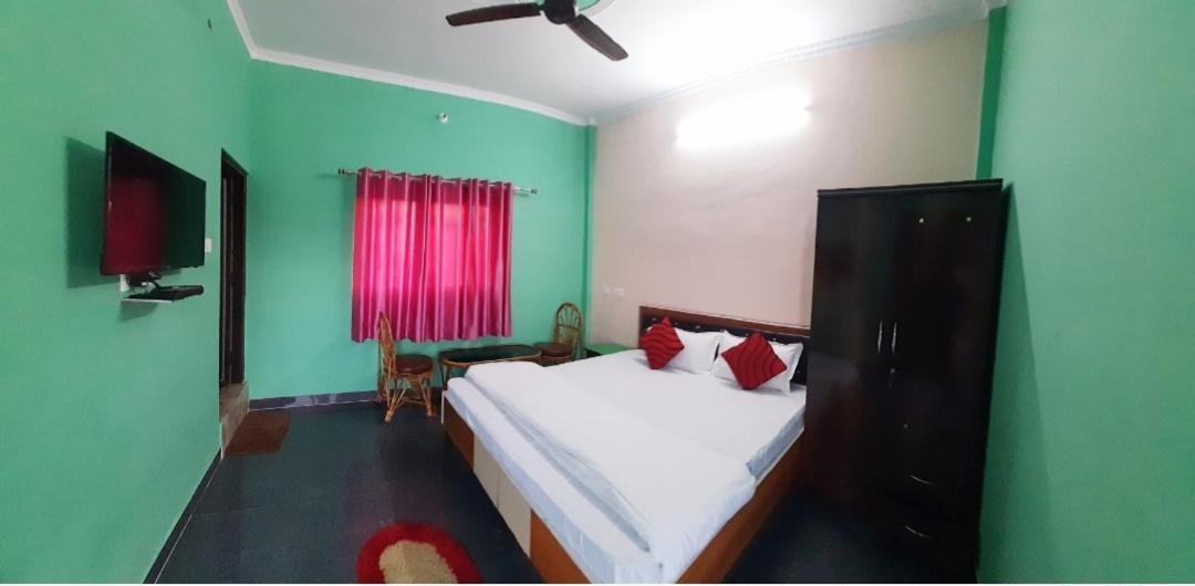Nandini Homestay Dehradun Esterno foto