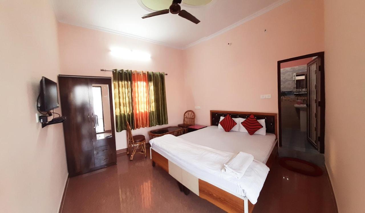Nandini Homestay Dehradun Esterno foto
