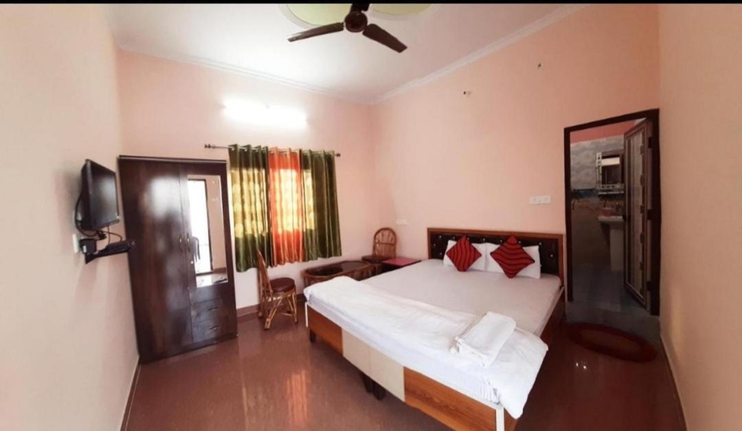 Nandini Homestay Dehradun Esterno foto