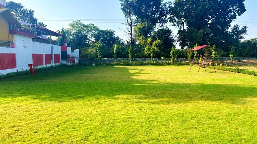Nandini Homestay Dehradun Esterno foto